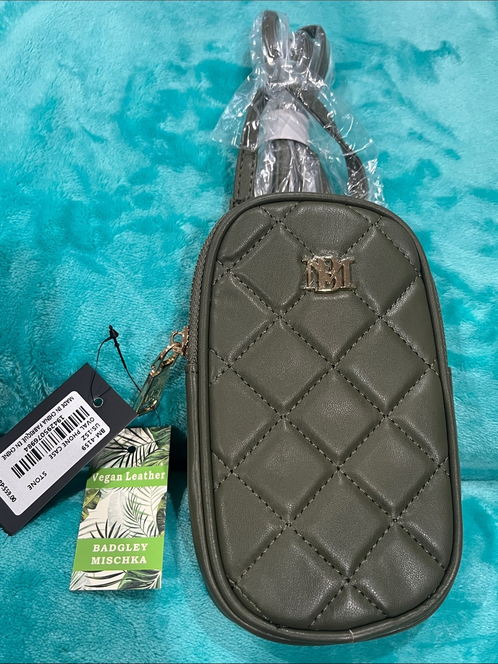 Badgley Mischka Olive Green Quilted Crossbody Phone Pouch